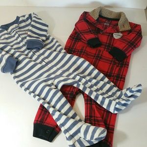 Carter's fleece 2 footie 9 months